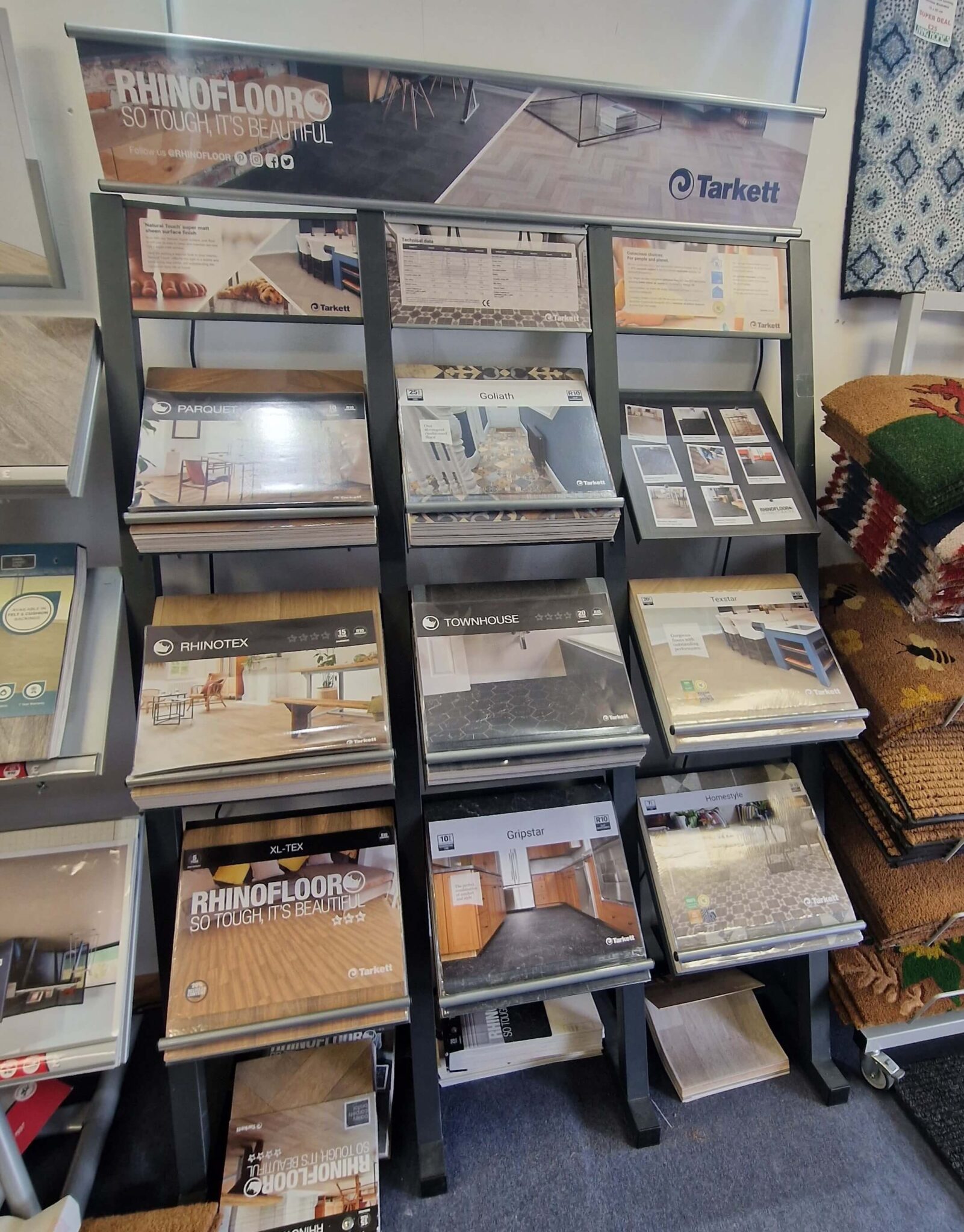 Carpet Tile Presenters